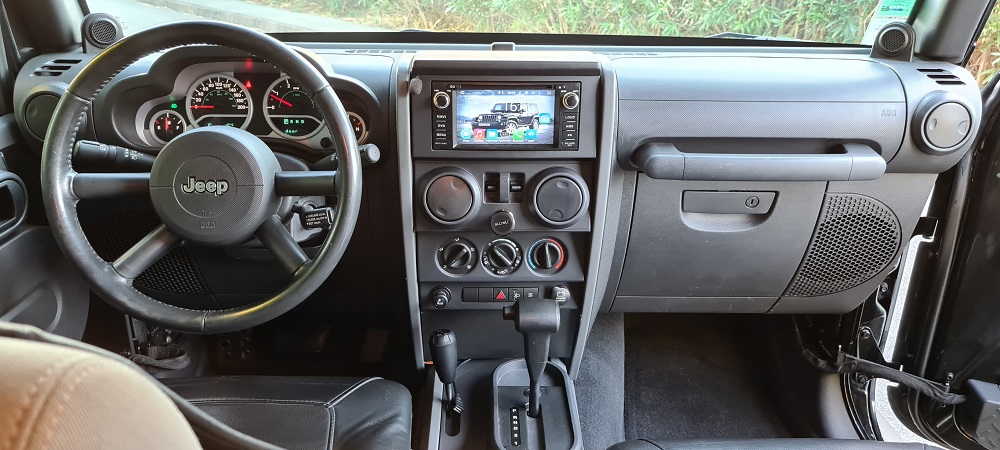 JEEP WRANGLER 177 CH SAHARA BVA – Image 10