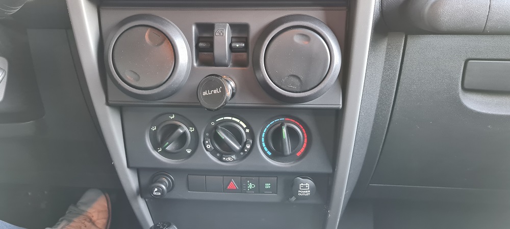 JEEP WRANGLER 177 CH SAHARA BVA – Image 18