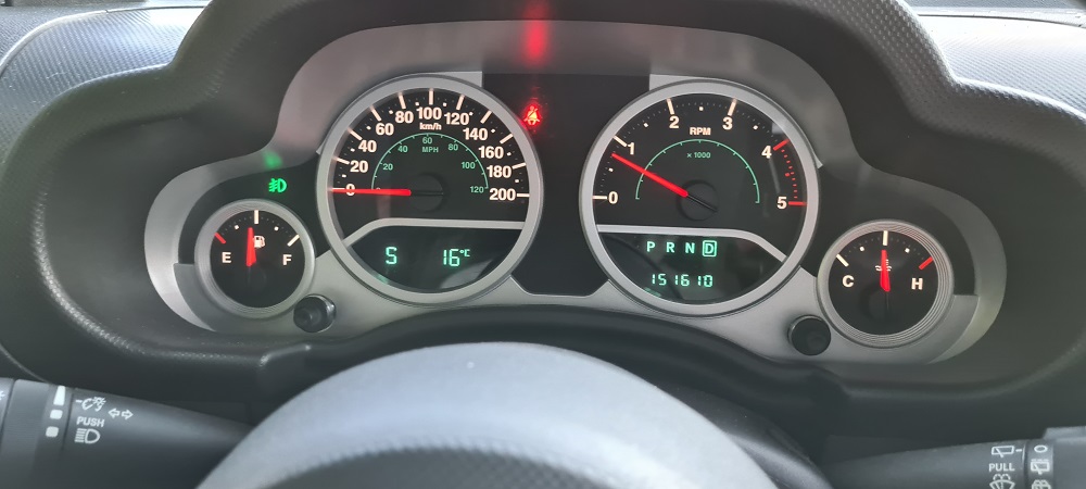 JEEP WRANGLER 177 CH SAHARA BVA – Image 19