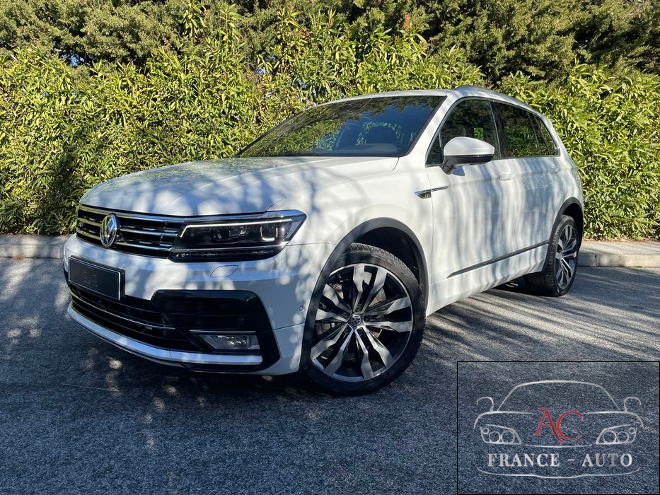 VALKSWAGEN TIGUAN BI-TDI BLACK R-LINE 240CH DSG-7