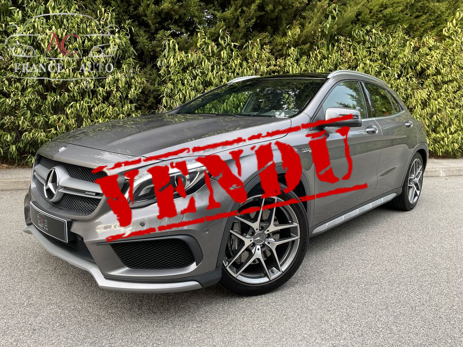 MERCEDES GLA 45 AMG