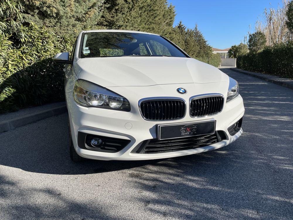 BMW 214D Tourer Première – Image 5