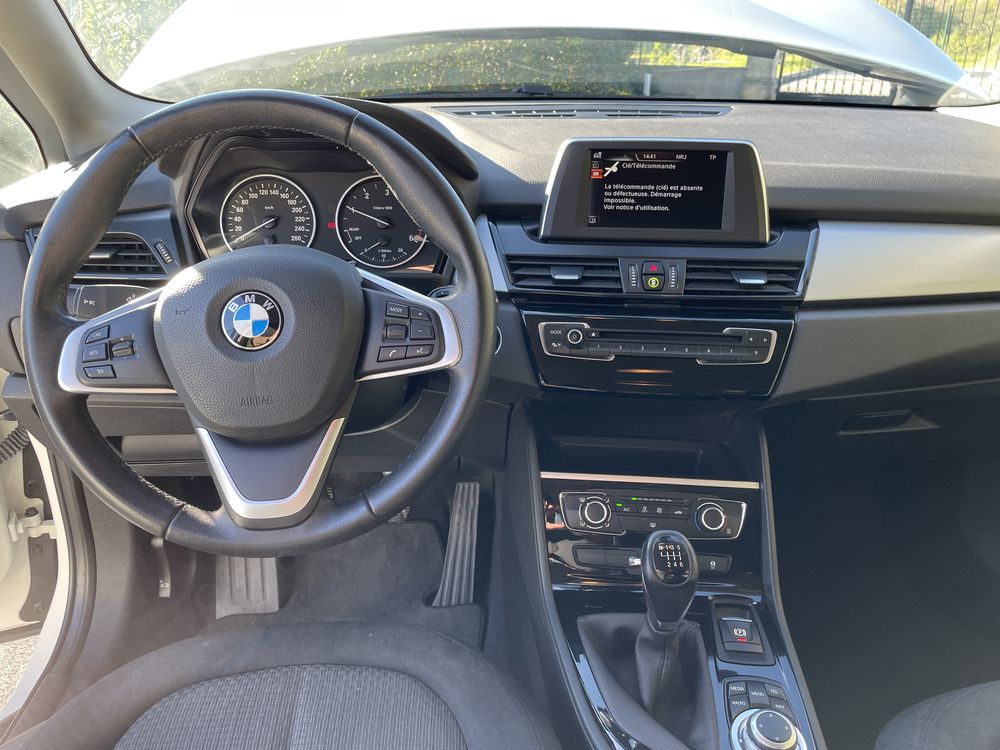 BMW 214D Tourer Première – Image 12