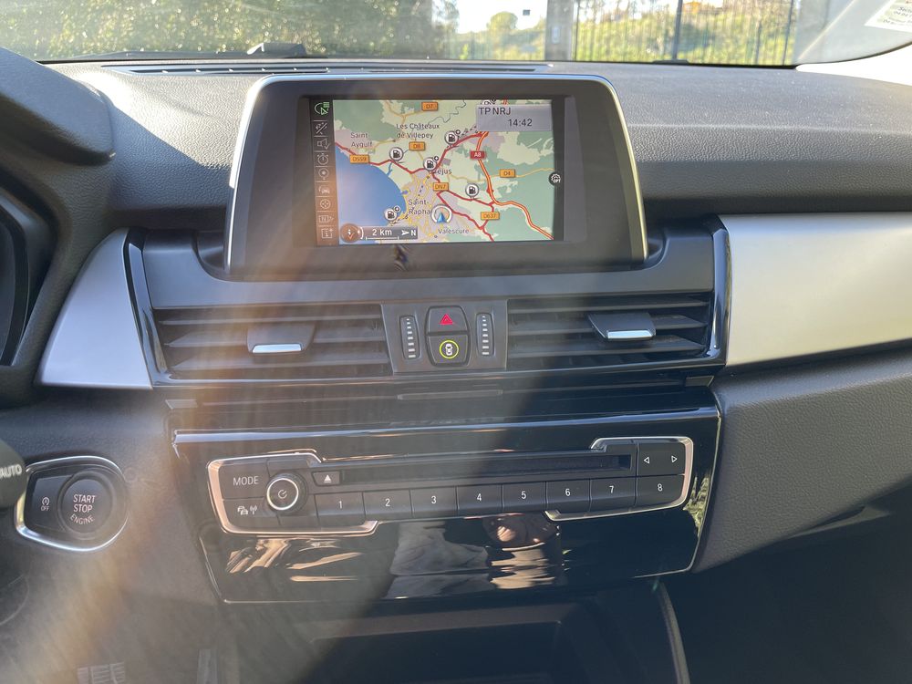 BMW 214D Tourer Première – Image 21