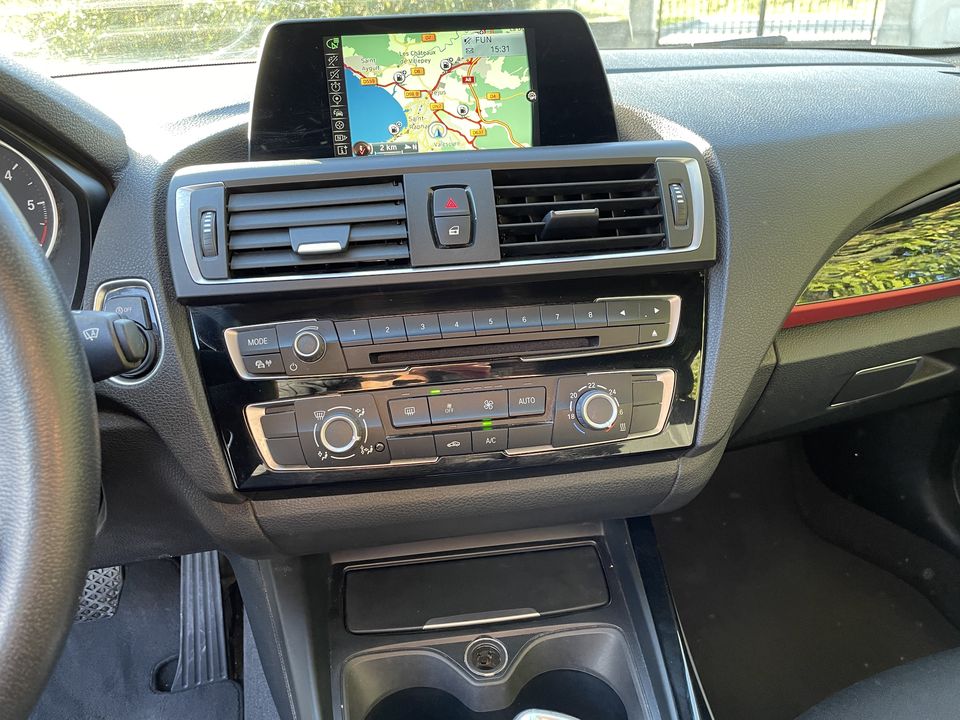 Bmw 116da SPORT LINE – Image 11