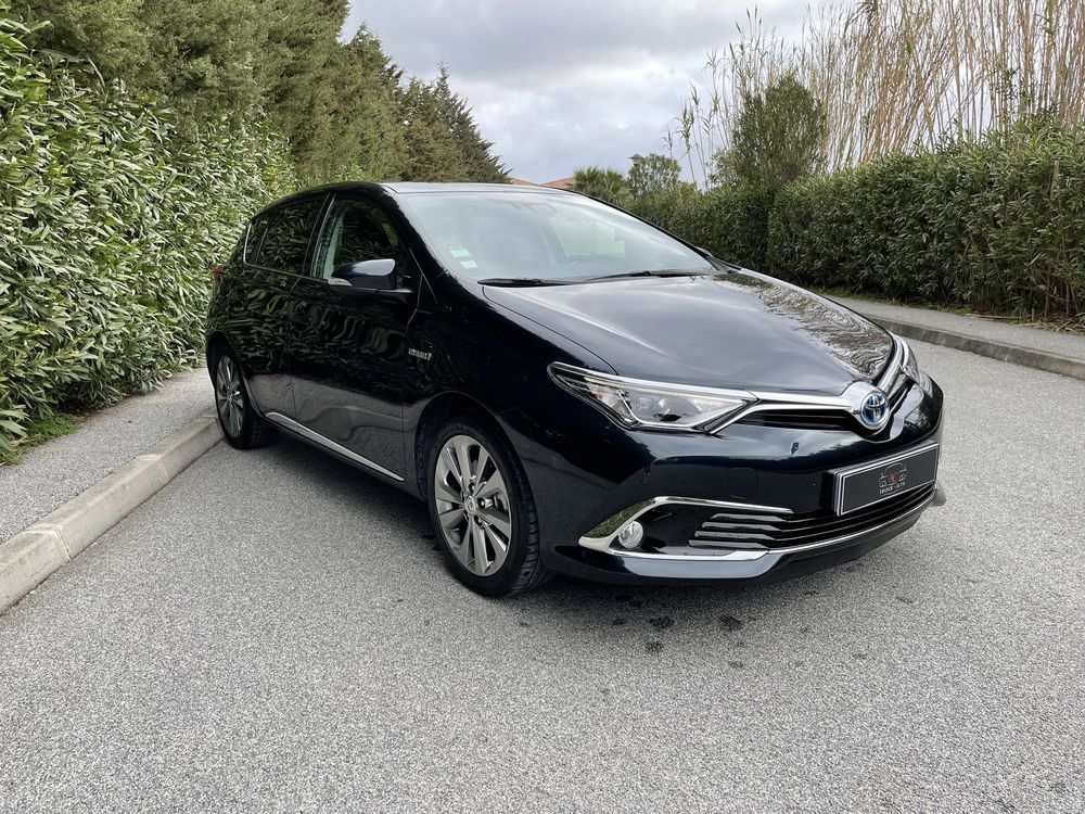 TOYOTA AUTIS hsd executive – Image 5