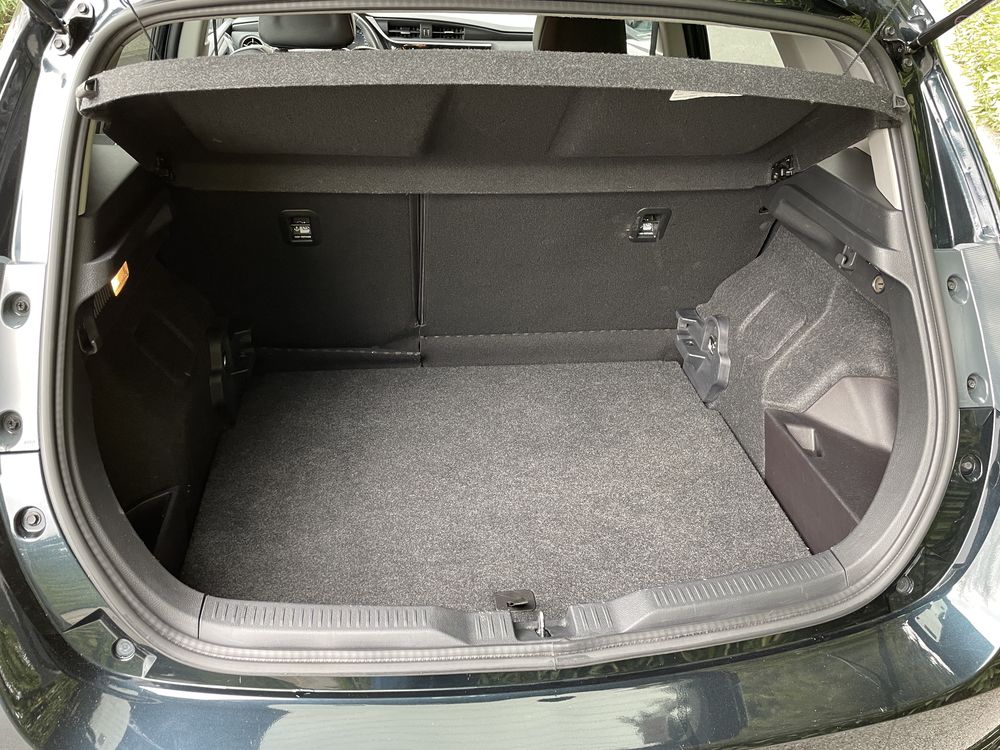 TOYOTA AUTIS hsd executive – Image 25