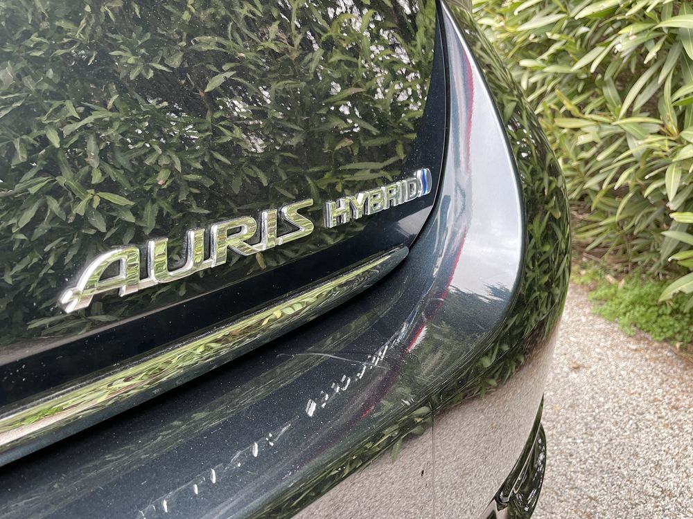 TOYOTA AUTIS hsd executive – Image 8