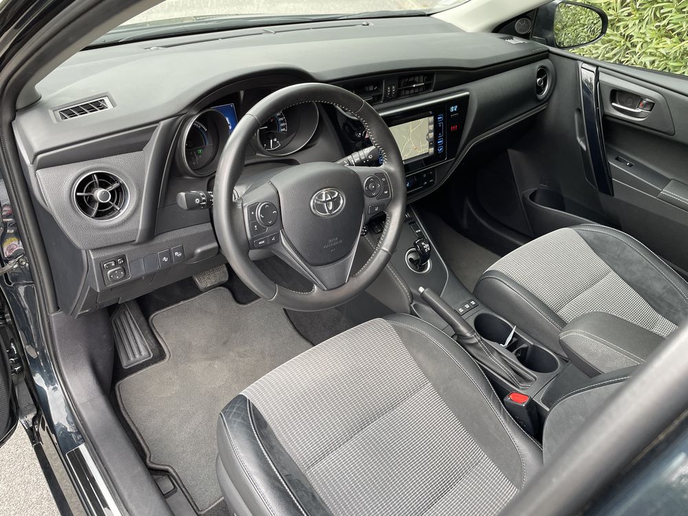 TOYOTA AUTIS hsd executive – Image 10