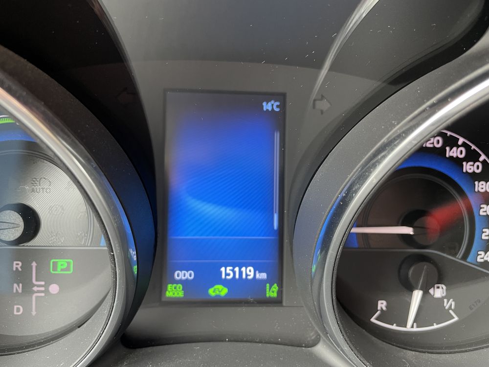 TOYOTA AUTIS hsd executive – Image 18