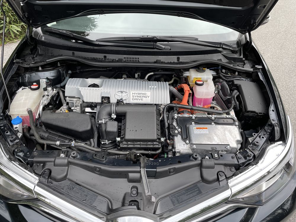 TOYOTA AUTIS hsd executive – Image 16