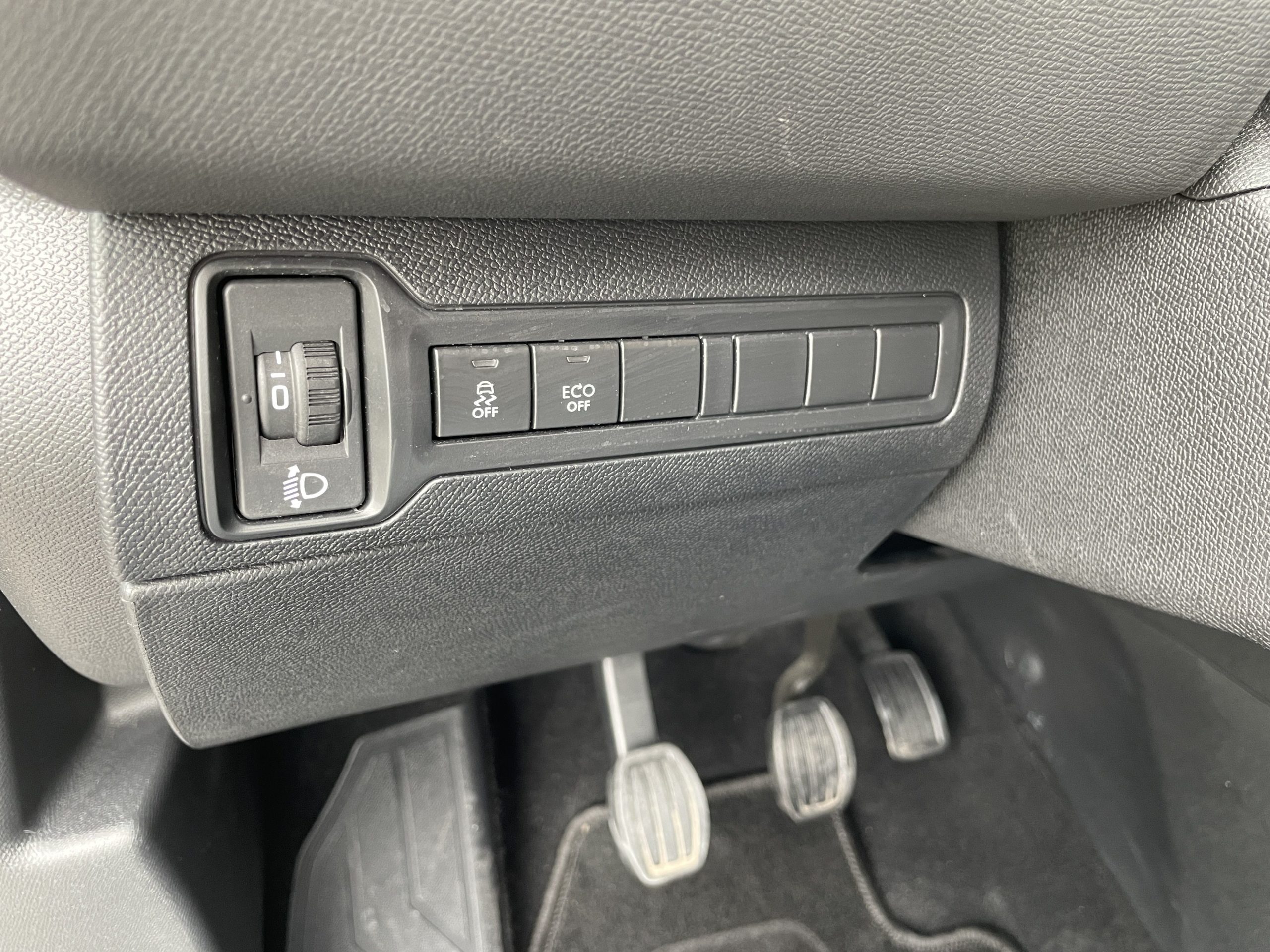 PEUGEOT 308 1.2 PURETECH STYLE 5 PORTES – Image 25