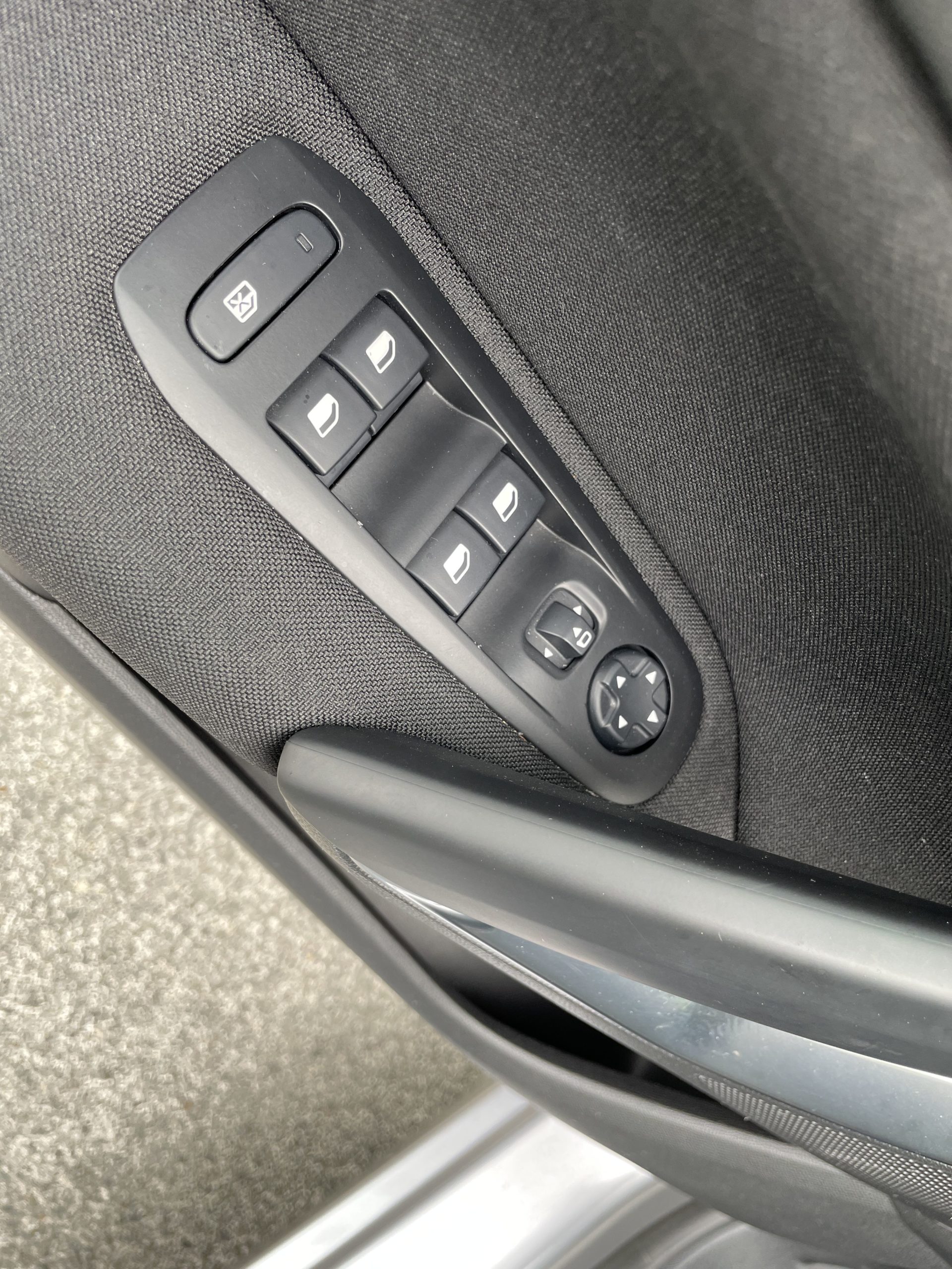 PEUGEOT 308 1.2 PURETECH STYLE 5 PORTES – Image 26