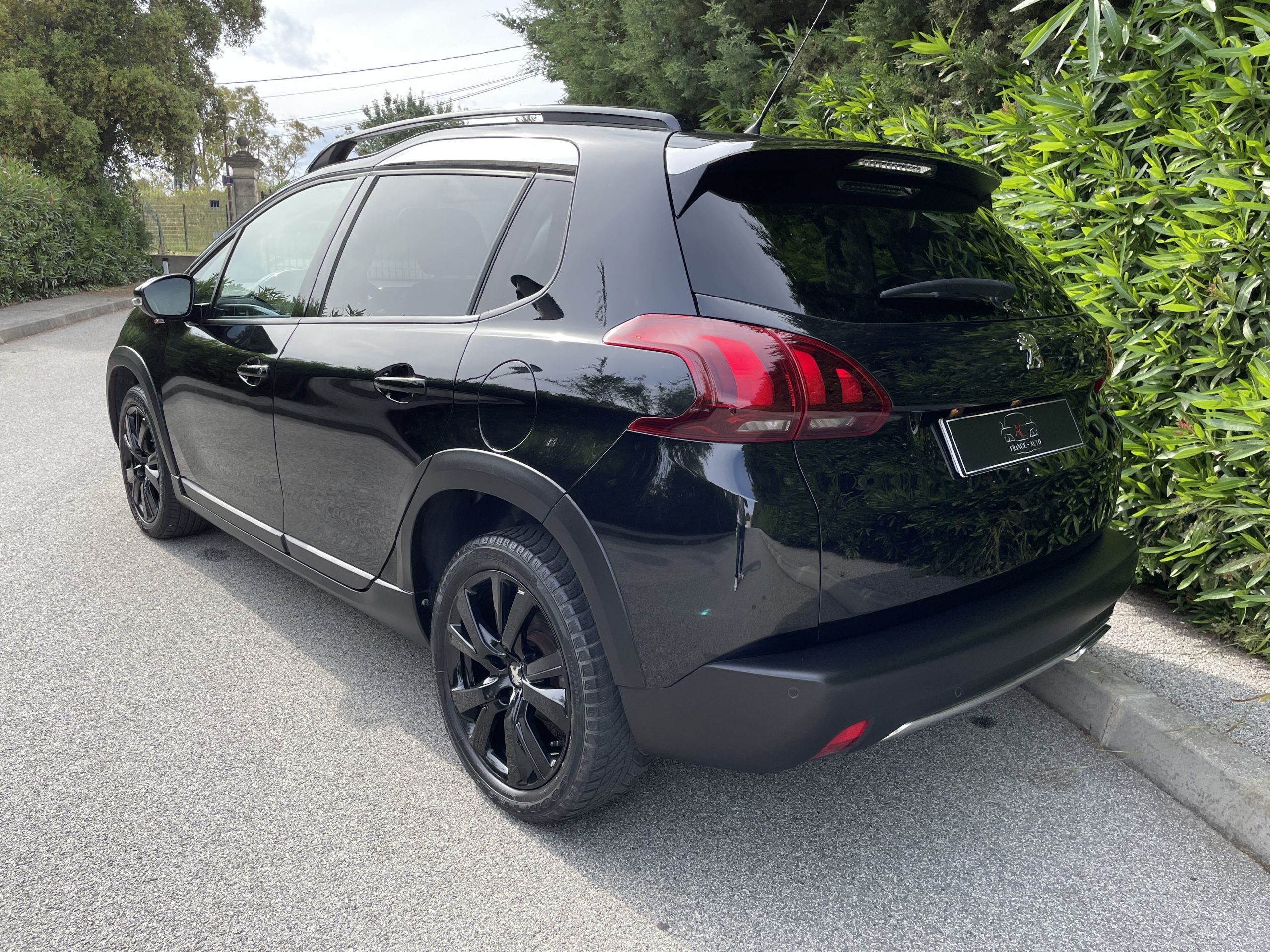 PEUGEOT 2008 GT LINE 110 PURETECH EAT6 – Image 4