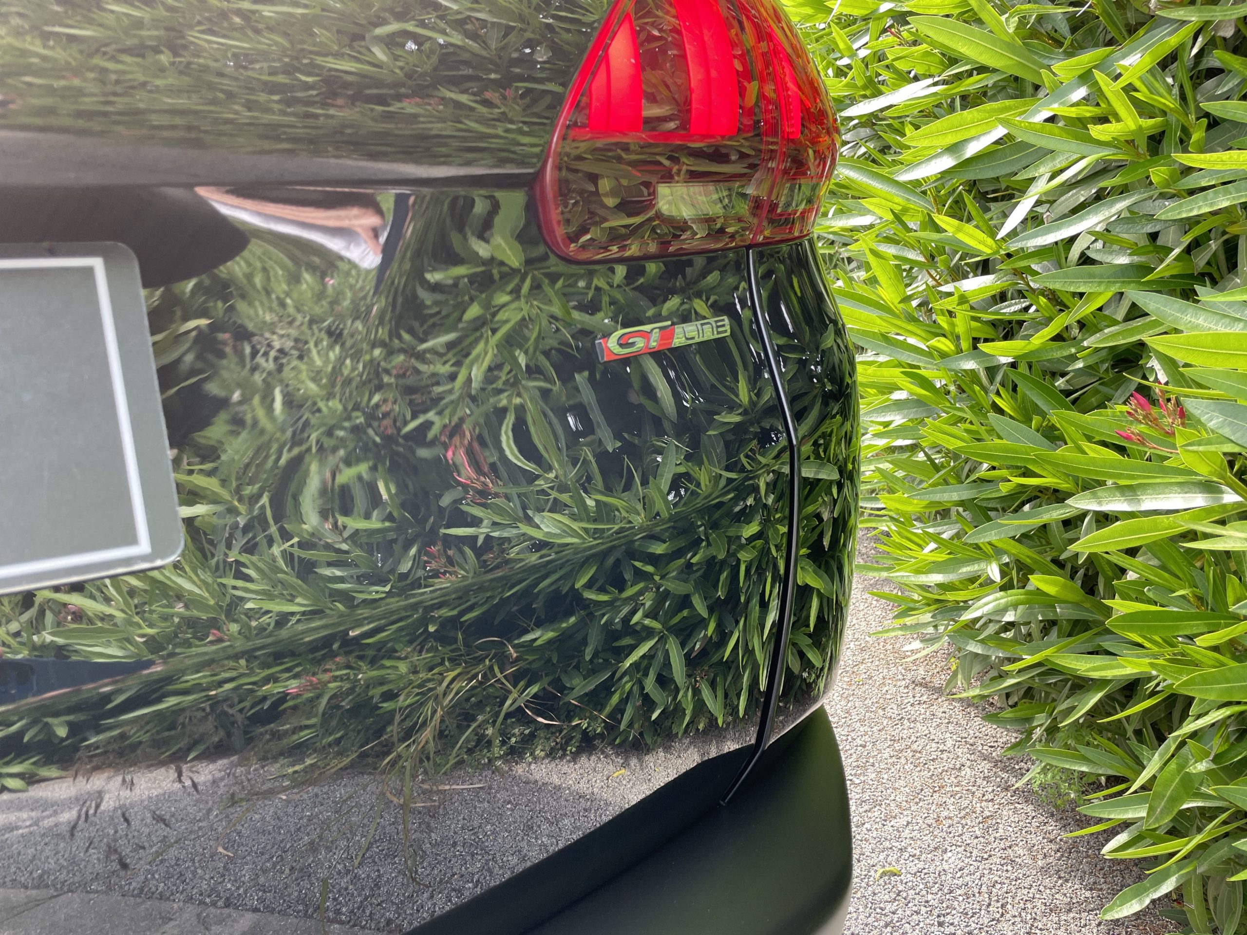 PEUGEOT 2008 GT LINE 110 PURETECH EAT6 – Image 9