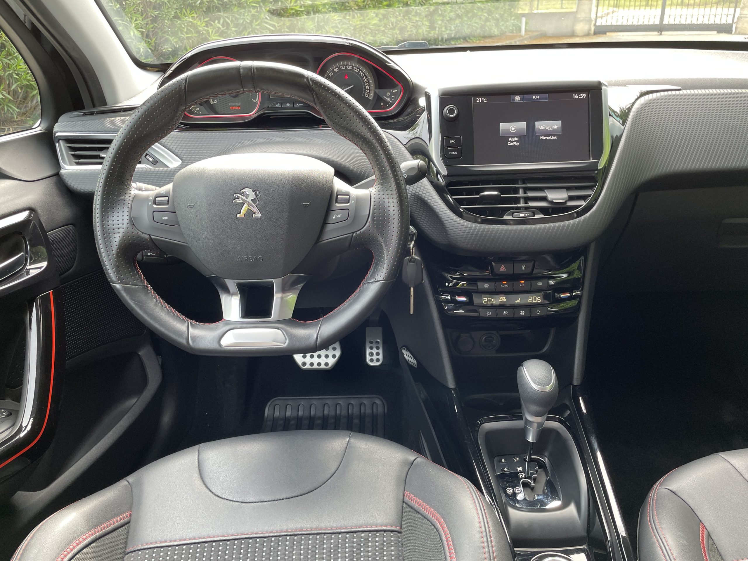 PEUGEOT 2008 GT LINE 110 PURETECH EAT6 – Image 22