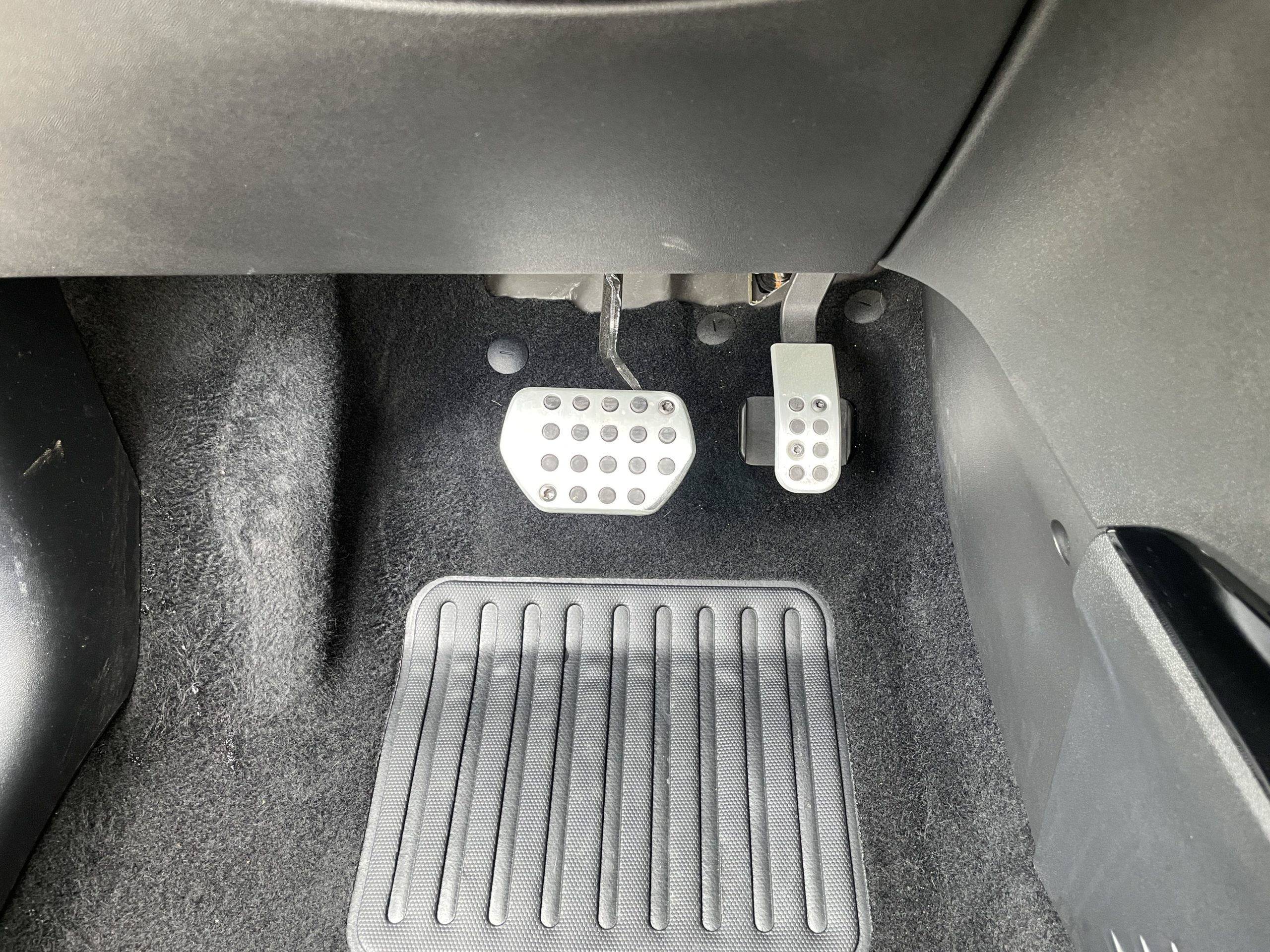 PEUGEOT 2008 GT LINE 110 PURETECH EAT6 – Image 24