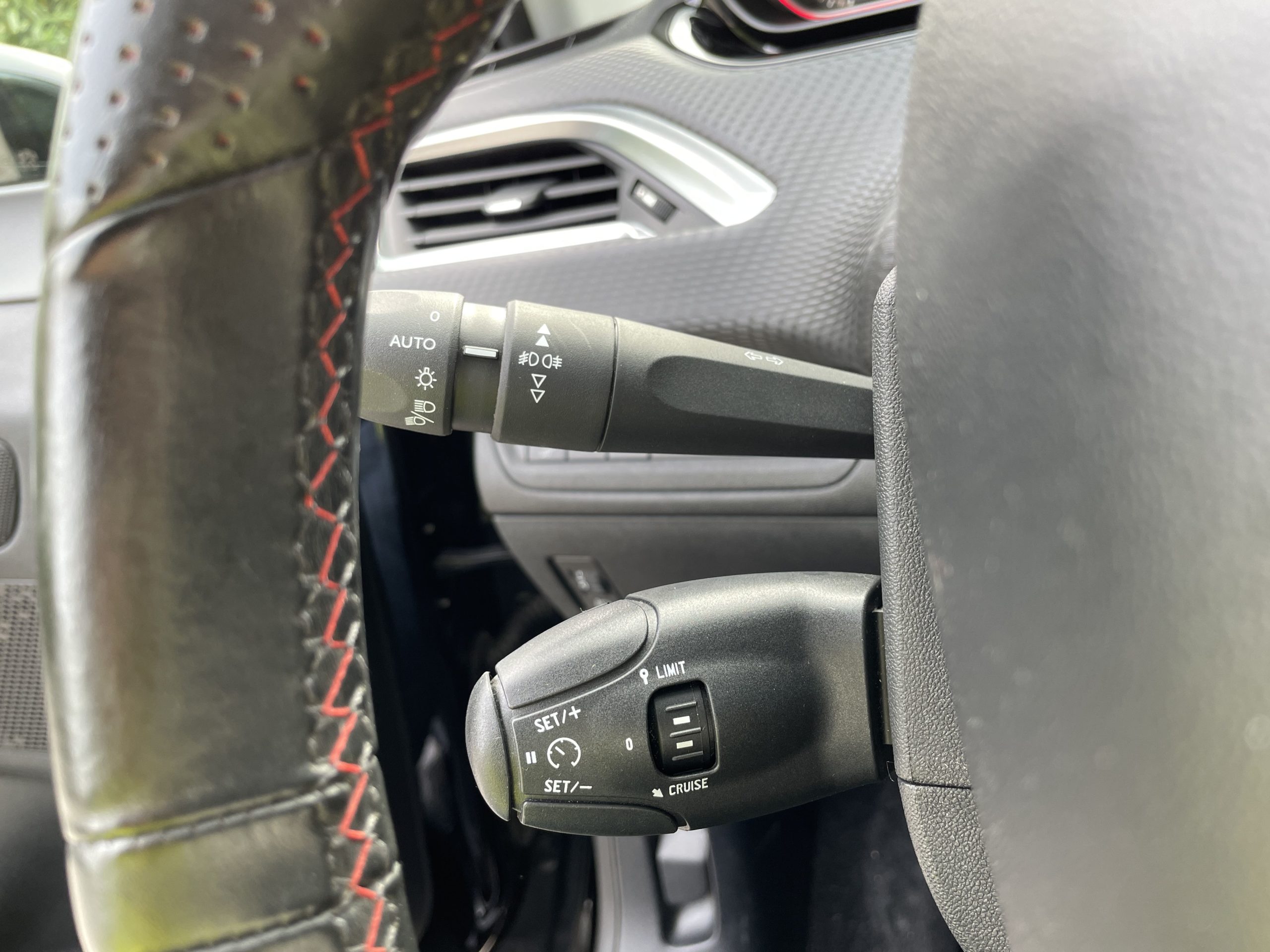 PEUGEOT 2008 GT LINE 110 PURETECH EAT6 – Image 29