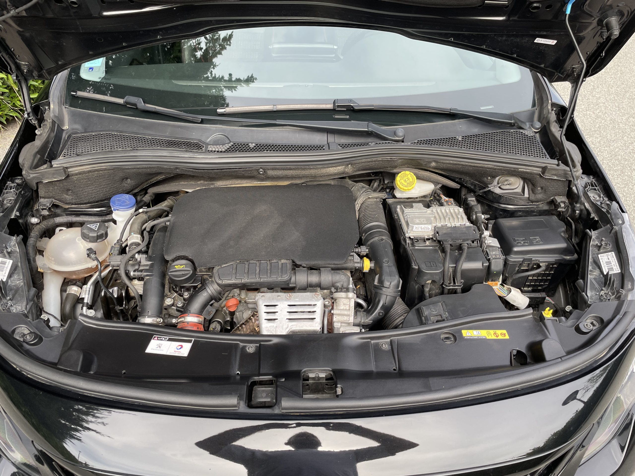 PEUGEOT 2008 GT LINE 110 PURETECH EAT6 – Image 34